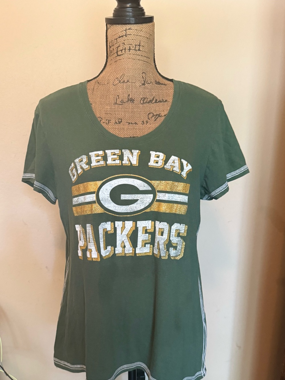 Green Bay Packers Women's Tee - Dark Green & White (cut small for size)